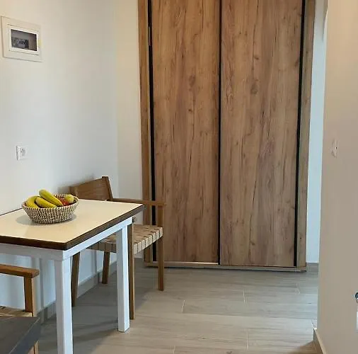 Gennadi Beach Apartments 3* Jenádi