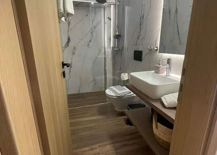 Gennadi Beach Apartments Jenádi