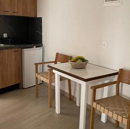 アパートホテル Gennadi Beach Apartments 3*