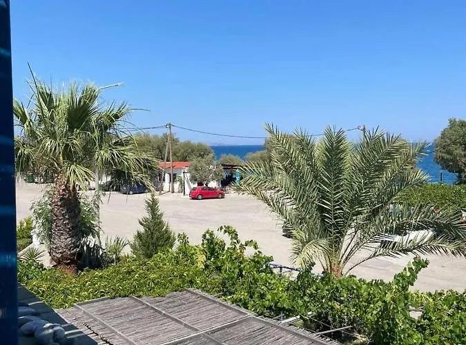 Gennadi Beach Apartments アパートホテル