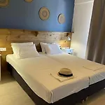Gennadi Beach Apartments 3* Gennadi