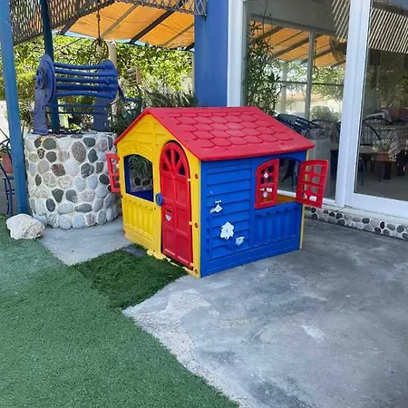 מלון דירות Gennadi Beach Apartments גנאדי