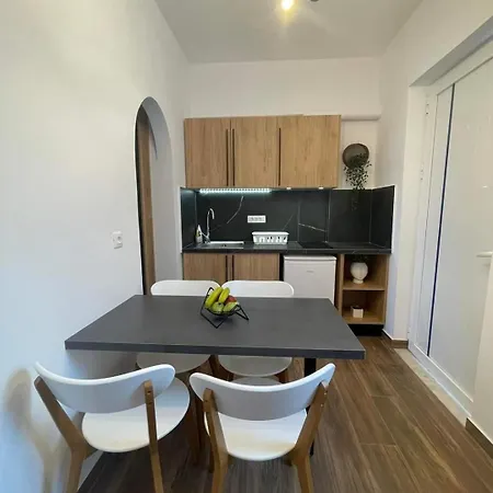 Gennadi Beach Apartments מלון דירות גנאדי